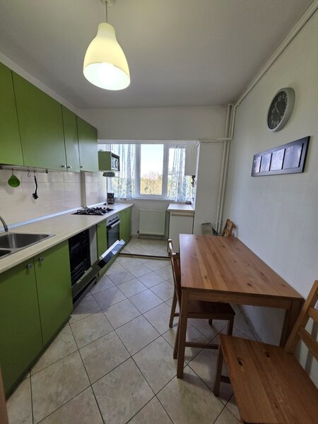 Dristor, 10 minute metrou, la intrarea in parcul IOR, pe Odobesti, centrala